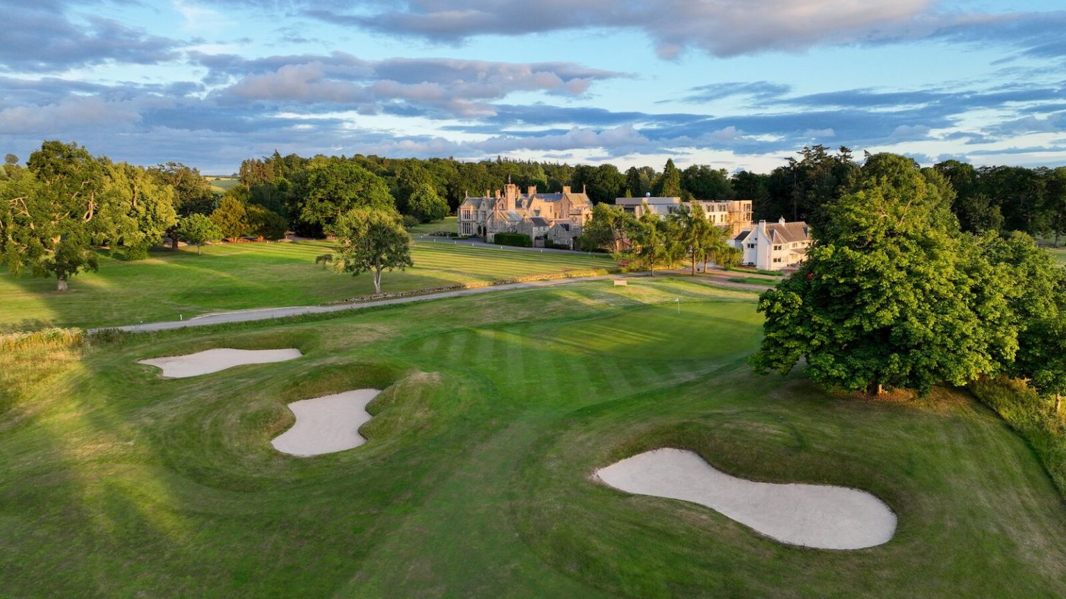 SCHLOSS Roxburghe — Championship Course SCHLOSS Roxburghe Championship Golf Course in the Scottish Borders